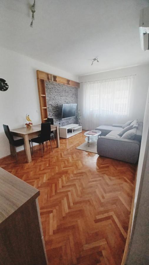 Апартаменти Apartman Dora Пула Екстер'єр фото
