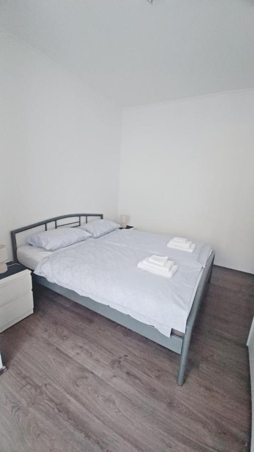 Апартаменти Apartman Dora Пула Екстер'єр фото