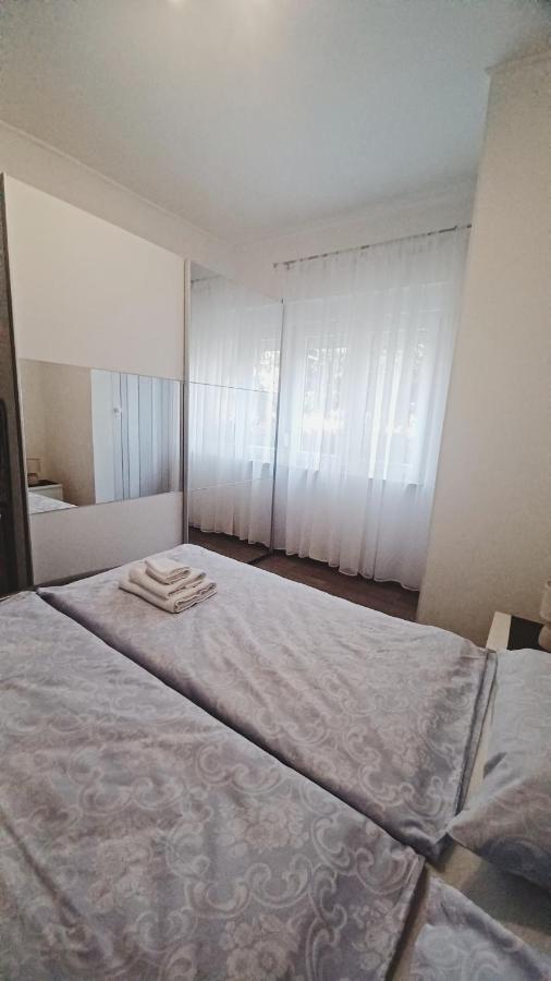 Апартаменти Apartman Dora Пула Екстер'єр фото